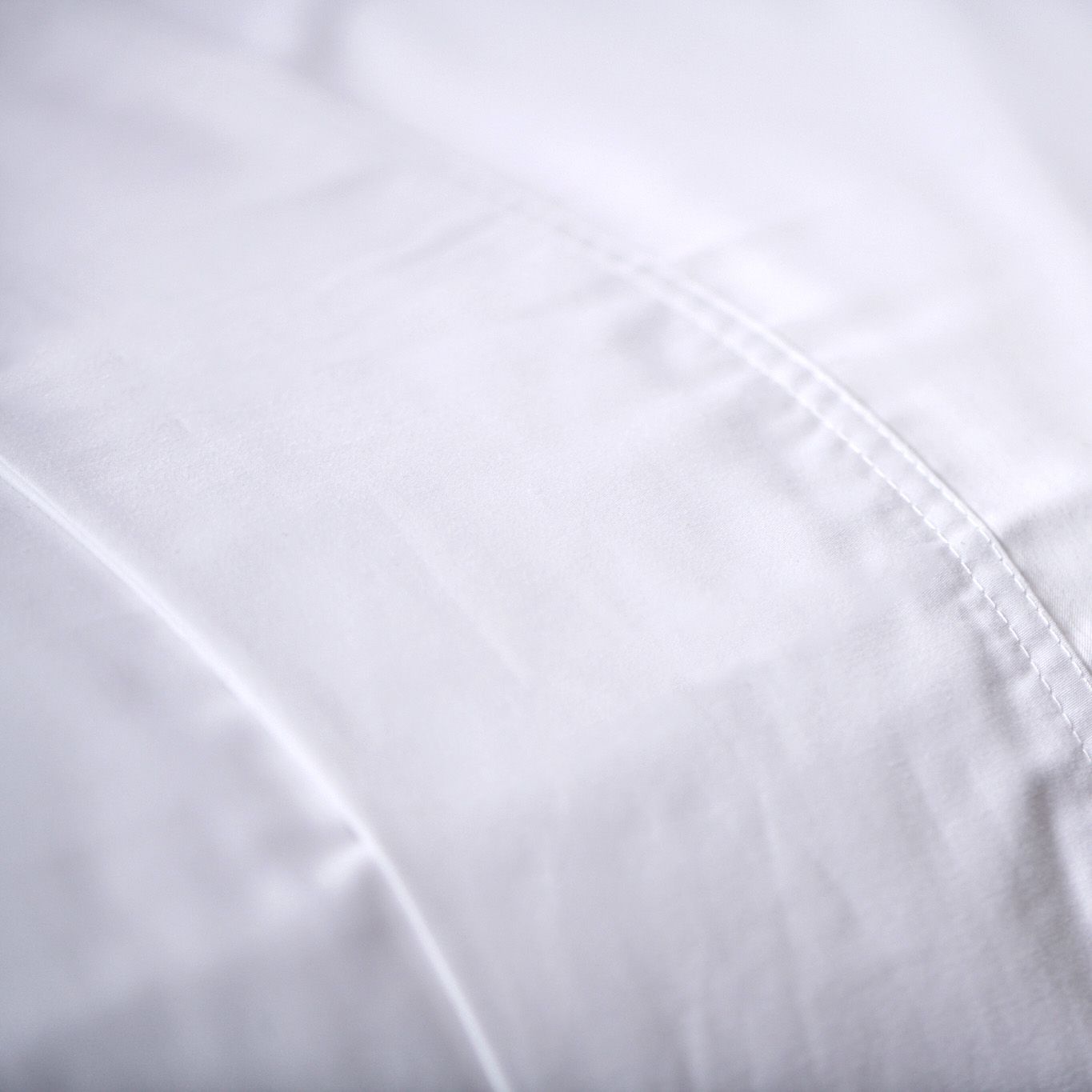 Cotton-polyester bedding