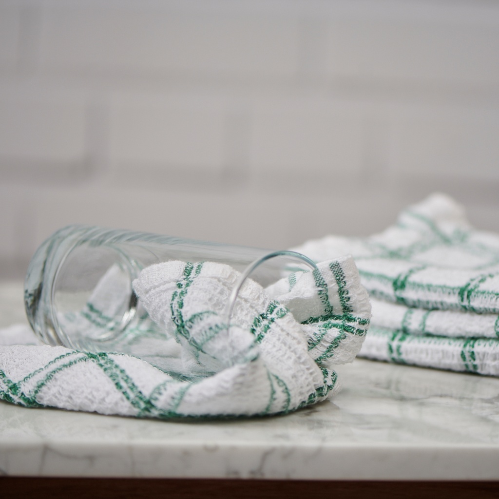Expres Dish Towels used to wash off Glass